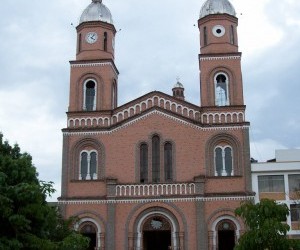  Church St. Francis of Assisi Source:  Panoramio.com por cesar_parada